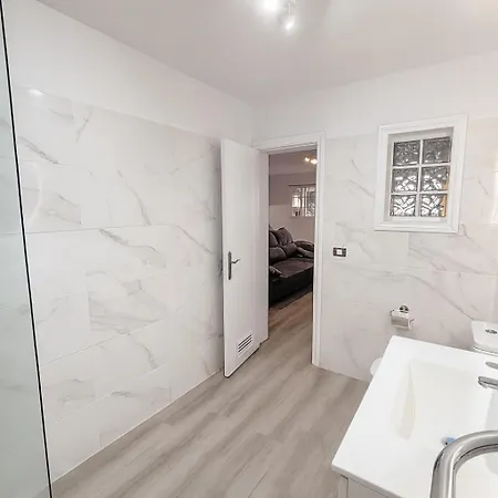 בית נופש Casa Con Terraza Privada, Atardeceres Y Barbacoa ארונה